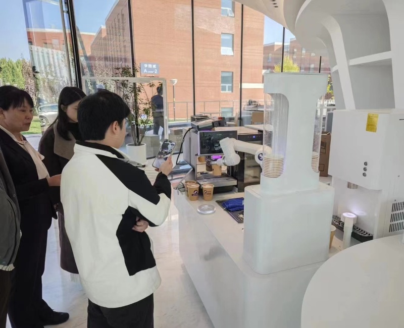 安诺AI 机器人入驻中国科学院,大学为学子带来全新体验!-安诺机器人(深圳)有限公司