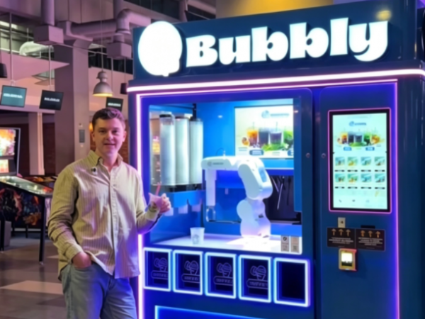 Anno AI Robot Milk Tea Machine Lands in Poland