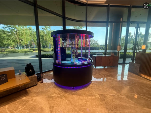 安诺 AI 机器人调酒机入驻浙江湖州德清万豪酒店