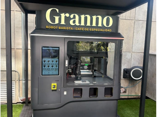 安诺AI机器人咖啡机落地 Spain Madrid 西班牙 马德里